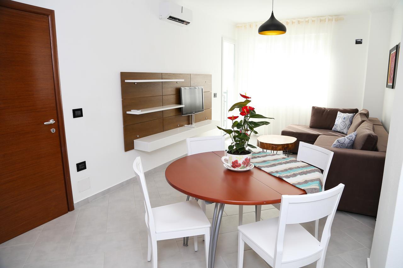 Carpe Diem Apartments-Hotel Shëngjin Eksteriør bilde