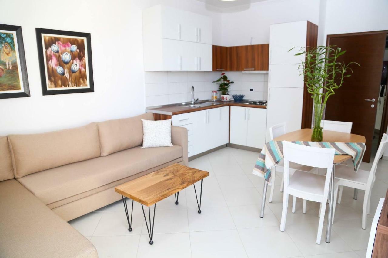 Carpe Diem Apartments-Hotel Shëngjin Eksteriør bilde